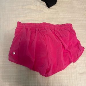 Lululemon Sonic Pink 2.5” Hotty Hot Shorts